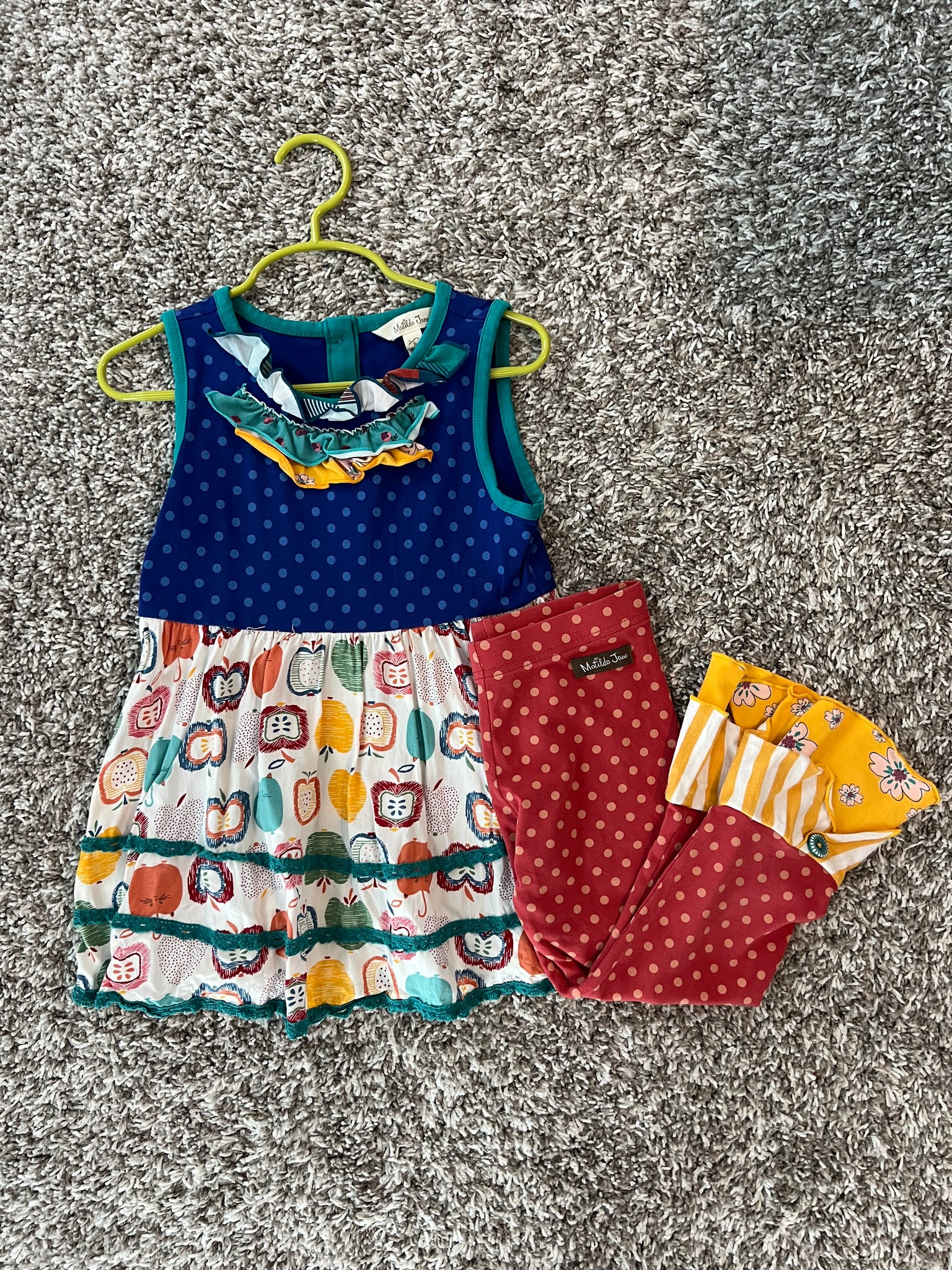 Matilda Jane Apple Top and Matching Scrappy Leggings Size 6